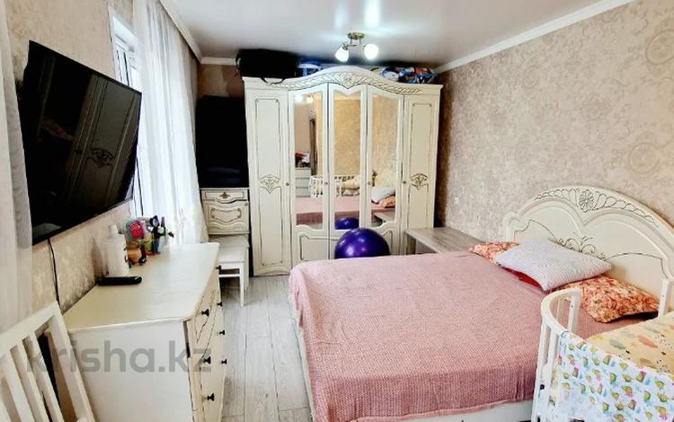 3-комнатная квартира, 57 м², 5/5 этаж, мкр Орбита-3 за 34.9 млн 〒 в Алматы, Бостандыкский р-н — фото 2