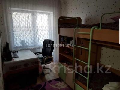 3-комнатная квартира · 69 м² · 2/4 этаж, Сакен Сейфуллин — Сейфуллина/Рыскулова мкр Талас Торговый дом Руслан за 30 млн ₸ в Таразе