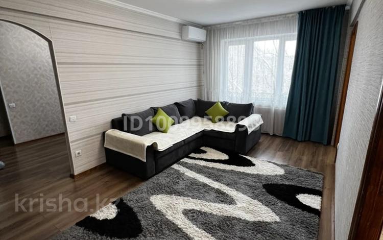 3-комнатная квартира · 80 м² · 5/5 этаж, Михаэлиса 8 — Космическая за 20 000 ₸ в Усть-Каменогорске, Ульбинский — фото 2