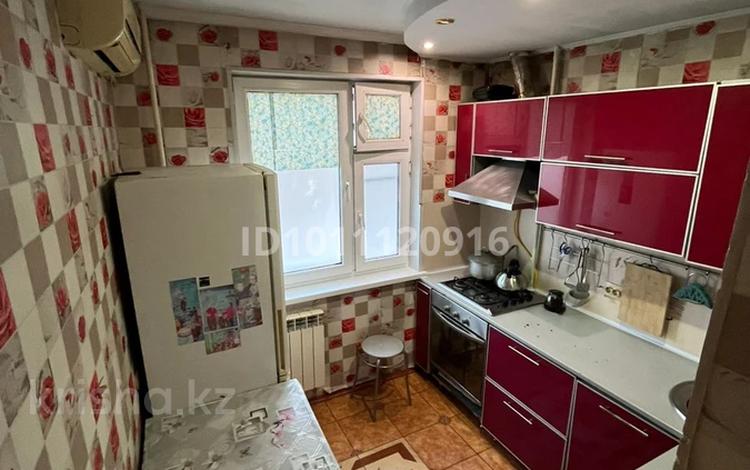 4-бөлмелі пәтер · 61.6 м² · 3/5 қабат, мкр Строитель, Циолковского 6, бағасы: 19 млн ₸ в Уральске — фото 2