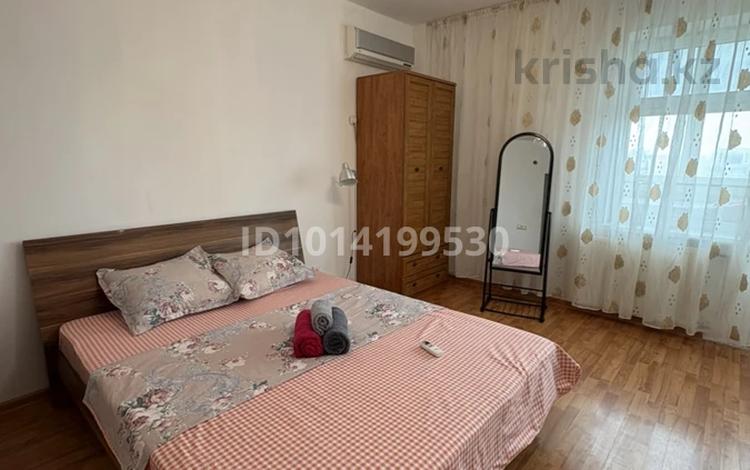 1-комнатная квартира · 60 м² · 6/9 этаж, мкр Атырау, Сатпаева 48 В за 13 000 ₸ — фото 2
