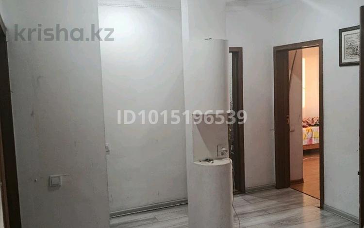 3-комнатная квартира · 102 м² · 10/10 этаж, мкр Жетысу-4 25 — Абая Момышұлы за 350 000 ₸ в Алматы, Ауэзовский р-н — фото 2