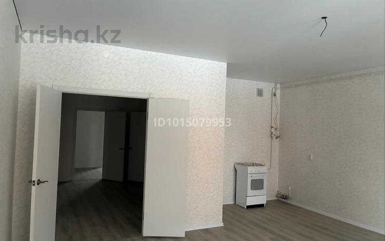 3-бөлмелі пәтер · 103.3 м² · 1/6 қабат, Береке шағын ауданы 45, бағасы: 40.6 млн ₸ в Костанае, Микрорайон Береке — фото 2