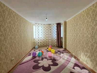 Продажа квартир в Жамбылской обл.: 2-комнатная квартира · 58 м² · 4/5 этаж, Байтерек за 14.8 млн 〒 2-комнатная квартира · 58 м² · 4/5 этаж, Байтерек за 14.8 млн 〒 в Таразе
