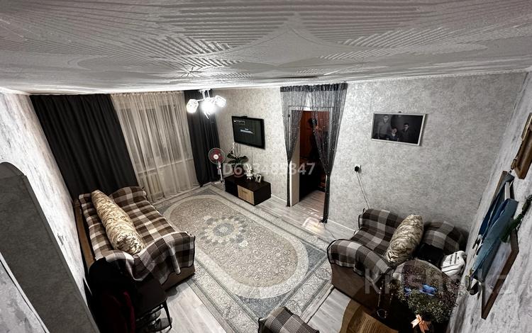 2-комнатная квартира, 46 м², 4/5 этаж, Камзина 4 — Вокзала за 17.5 млн 〒 в Павлодаре — фото 2