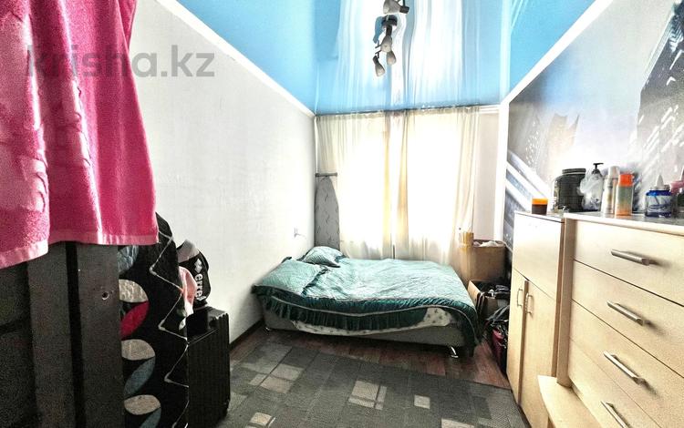 3-комнатная квартира, 60 м², 4/5 этаж, самал 26 за 17 млн 〒 в Талдыкоргане — фото 2