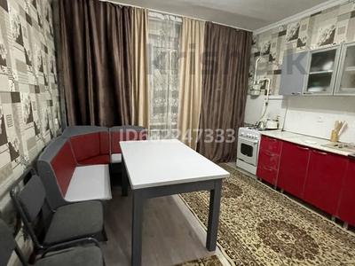 3-комнатная квартира, 85 м², 1/5 этаж посуточно, Мкр. Астана — Рахимова -Аль Фараби за 16 000 〒 в Таразе