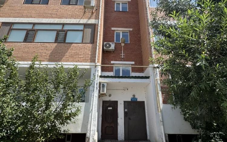3-бөлмелі пәтер · 65 м² · 1/5 қабат, Султан Бейбарыс 93Г, бағасы: 18.5 млн ₸ в  — фото 2