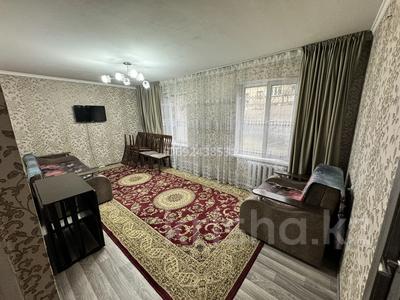 3-комнатная квартира, 56 м², 1/5 этаж, Кунаева за 17.8 млн 〒 в Талдыкоргане, мкр Самал