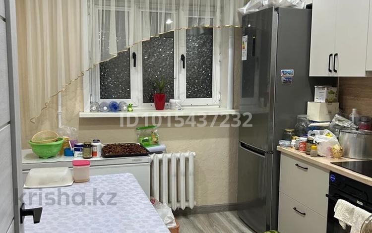 4-комнатная квартира · 78 м² · 1/5 этаж, Кабанбай батыра 89 за 300 000 ₸ в Семее — фото 2