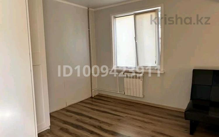 1-комнатная квартира · 32 м² · 3/5 этаж, Аманжолова 141 за 130 000 〒 в Уральске, мкр Школьник — фото 2