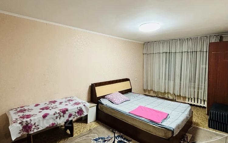 1-бөлмелі пәтер · 36 м² · 2/5 қабат, 5Мкр 2В, бағасы: 15 млн ₸ в Конаеве — фото 2