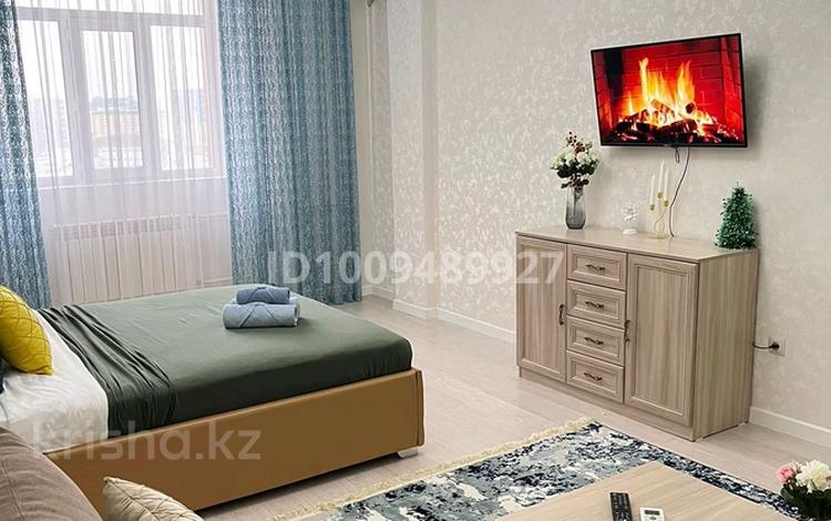 1-комнатная квартира · 55 м² · 8/15 этаж, 17-й мкр, ​17-й микрорайон 6 за 14 990 ₸ в Актау — фото 2