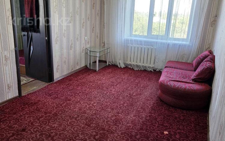 2-комнатная квартира · 44 м² · 4/4 этаж, 1микр 10 за 160 000 ₸ в Конаеве — фото 2