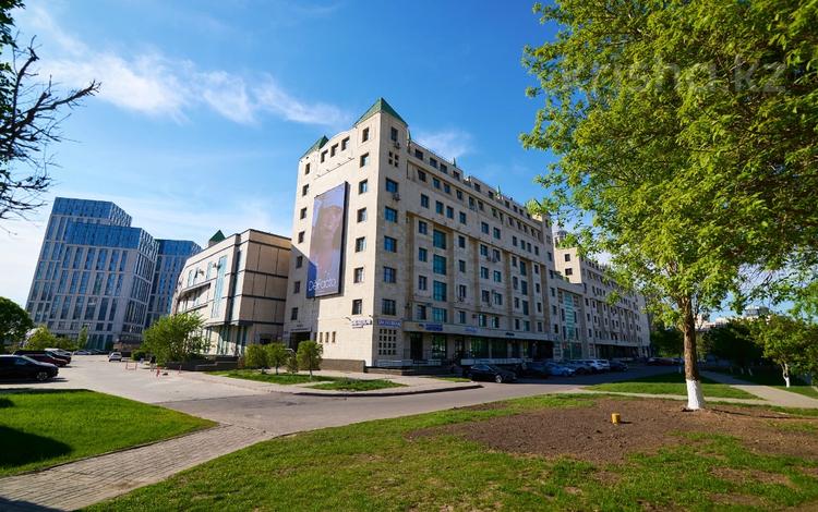 2-комнатная квартира · 102.1 м² · 6/8 этаж, проспект Кабанбай батыра 13 за 69 млн ₸ в Астане, Нура р-н — фото 6