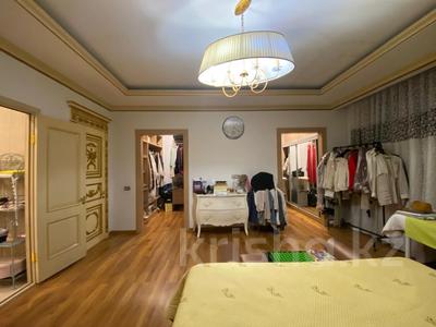 4-бөлмелі пәтер · 250 м² · 1/3 қабат, Мусабаева — Аскарова, бағасы: 135 млн ₸ в Алматы, Бостандыкский р-н