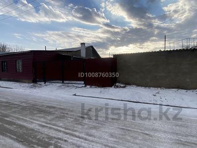 Часть дома · 3 комнаты · 71.6 м² · 3 сот., Абая 12 за 8.5 млн 〒 в Шахтинске