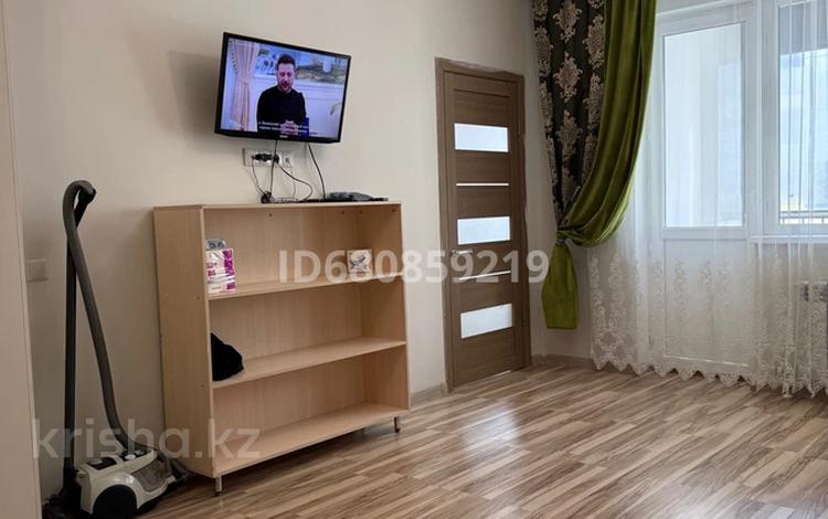 2-комнатная квартира · 48 м² · 3/9 этаж, мкр Комсомольский, Аль-Фараби 34/4 — Школа Бином , супер маркет магнум , супер маркет Small за 250 000 ₸ в Астане, Есильский р-н — фото 26