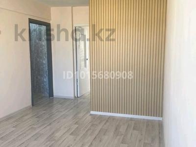 2-бөлмелі пәтер · 45 м² · 5/5 қабат, Сванкулова 10, бағасы: 12 млн ₸ в Балхаше