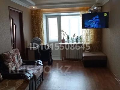 2-бөлмелі пәтер · 44.2 м² · 4/5 қабат, 21-шағынаудан, Пришахтинск, 21й микрорайон 28/4 — Рядом находится магазин ТИС, бағасы: 15 млн ₸ в Караганде, Алихана Бокейханова р-н
