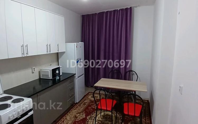 3-комнатная квартира, 80 м², 9/12 этаж помесячно, Жана кала 21/1