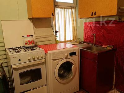2 комнаты · 20 м² · 1 этаж, мкр Достык, Карахан 44 — Яссауи за 70 000 ₸ в Алматы, Ауэзовский р-н
