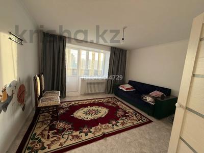 2-бөлмелі пәтер · 60 м² · 3/9 қабат, Карагайлы 74/1, бағасы: 200 000 ₸ в Семее