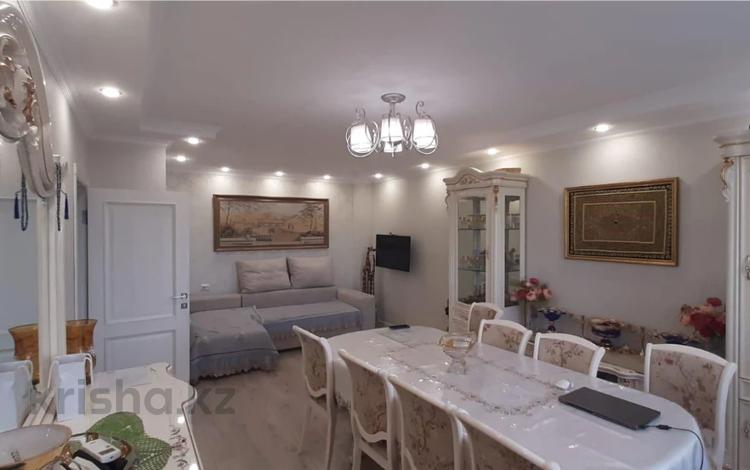 2-комнатная квартира · 73 м² · 9/10 этаж, мкр Юго-Восток, сарыарка — Детский сад №146 "Балауса", Средняя школа №59, Этнопарк им. 10-летия Независимости Казахстана, Карагандинская областная центральная мечеть за 37 млн ₸ в Караганде, Казыбек би р-н — фото 19