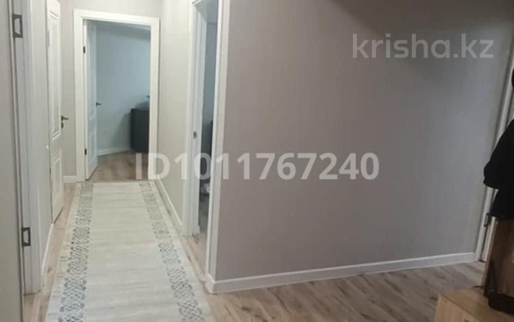 3-комнатная квартира · 68 м² · 5/5 этаж, мкр. Аксай-2 9 за 38.8 млн ₸ в Алматы, Ауэзовский р-н — фото 2