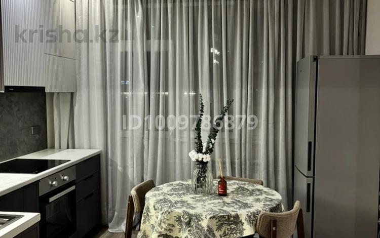 1-бөлмелі пәтер · 40 м² · 2/12 қабат, Райымбека 255/1, бағасы: 300 000 ₸ в Алматы, Жетысуский р-н — фото 2