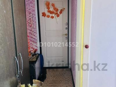 2-комнатная квартира · 45 м² · 5/5 этаж, Маншук- Маметова 12 — Магазин «Камея» за 10.5 млн ₸ в Аксу