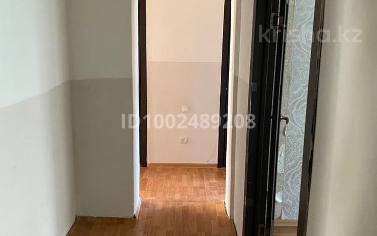 2-бөлмелі пәтер · 47.5 м² · 3/5 қабат, мкр 5, Есет Батыра 97/3 — Дом ветеранов, Дастархан, бағасы: 120 000 ₸ в Актобе — фото 2