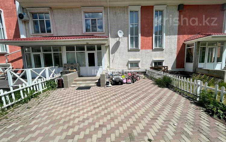 4-комнатная квартира · 114.4 м², Будапешт 20 за 89 млн ₸ в Астане, Есильский р-н — фото 47