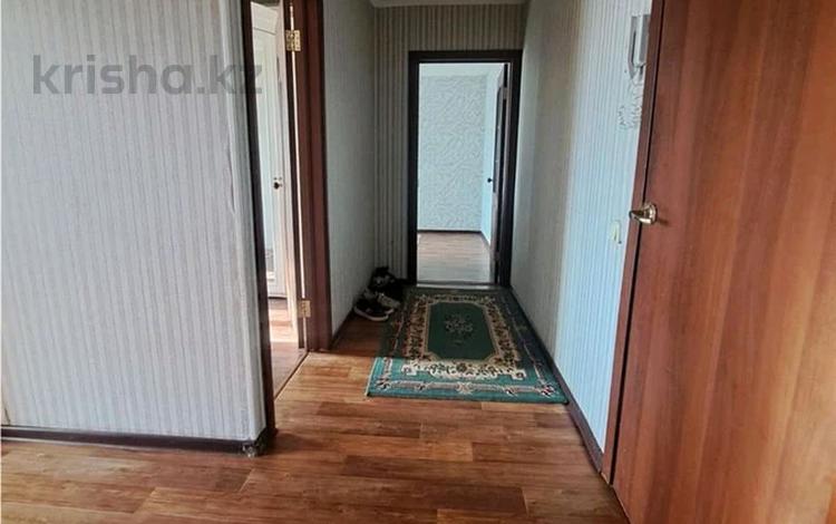 4-комнатная квартира · 71 м² · 4/5 этаж, Майкудук, Майкудук, 16й микрорайон за 11.9 млн ₸ в Караганде, Алихана Бокейханова р-н — фото 2