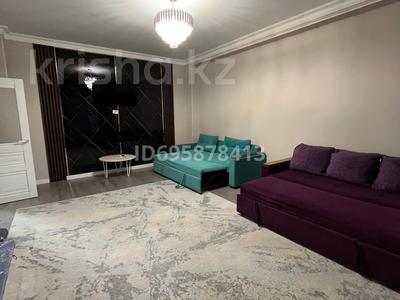 2-комнатная квартира · 85 м² · 1/2 этаж, Батырбекова за 20 000 ₸ в Туркестане