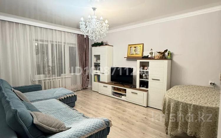 4-комнатная квартира · 80 м² · 2/5 этаж, мкр Тастак-3 43 за 65 млн ₸ в Алматы, Алмалинский р-н — фото 2