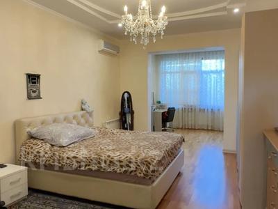 4-комнатная квартира · 300 м² · 3/5 этаж, Омаровой 25 — Юбилейный, предгорья Заилийского Алатау, пр.Достык за 190 млн ₸ в Алматы, Медеуский р-н