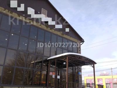 Свободное назначение, магазины и бутики, образование, развлечения · 400 м² за 1 млн ₸ в Актобе, мкр 11
