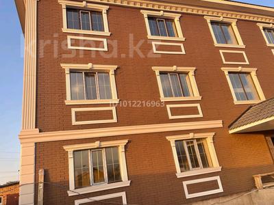 3-бөлмелі пәтер · 100 м² · 2/3 қабат, Мурабатаева — Апорт, Аэропортовское кольцо, Алатауская трасса, бағасы: 46 млн ₸ в Туздыбастау (Калинино)