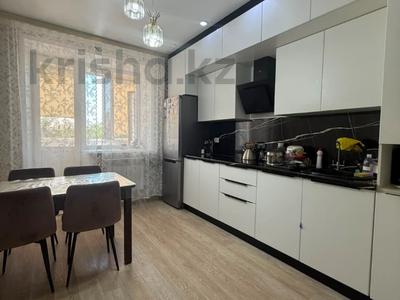3-бөлмелі пәтер · 87 м² · 2/5 қабат, Абылайхана, бағасы: 41.5 млн ₸ в Кокшетау