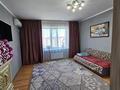 2-комнатная квартира · 64 м² · 5/5 этаж, мкр. Зачаганск пгт, Камбар батыр 4 — 10 школа за 21 млн ₸ в Уральске