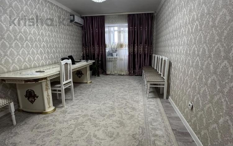 2-бөлмелі пәтер · 70.3 м² · 4/9 қабат, мкр. Алтын орда, мангилик ел, бағасы: 30 млн ₸ в Актобе — фото 2