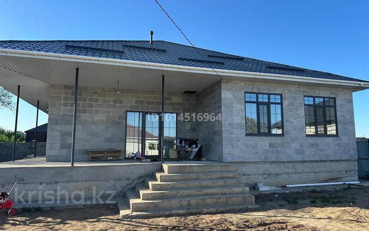 Отдельный дом · 6 комнат · 200 м² · 10 сот., Актюбрентген-16 161 — Возле ресторана Юрта за 42 млн ₸ в Актобе, жилой массив Заречный-1 — фото 2