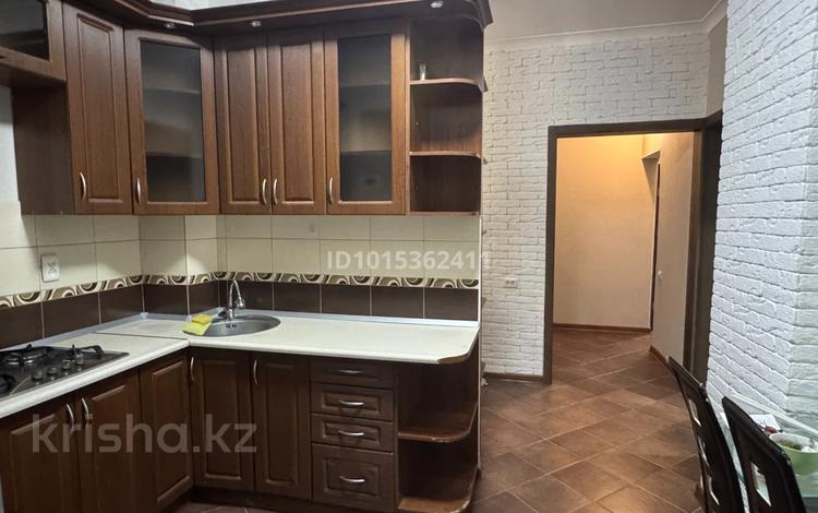 2-бөлмелі пәтер · 60 м² · 5/9 қабат, Алмагүл ш/а., бағасы: 400 000 ₸ в Алматы, Бостандыкский р-н — фото 3