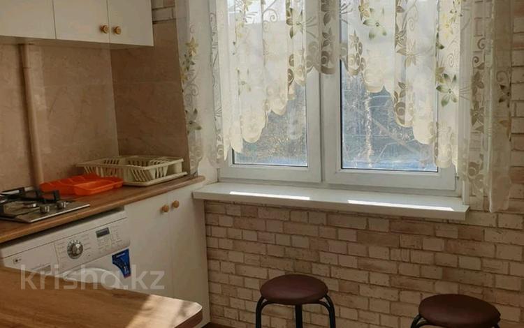 1-комнатная квартира · 40 м² · 3/5 этаж, 8мкр Ладушки 5 за 130 000 ₸ в Шымкенте — фото 2