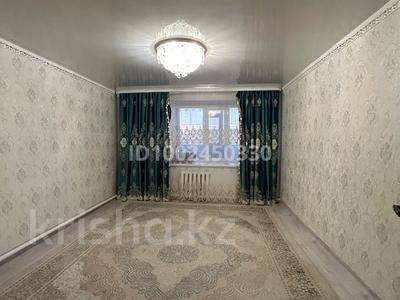 3-бөлмелі пәтер · 62 м² · 2/5 қабат, 4 мкр 3 — 4 мкр 3 дом 2 под, бағасы: 12.5 млн ₸ в Алге