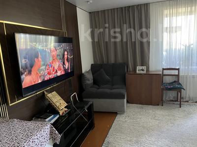 4-комнатная квартира · 81 м² · 8/9 этаж, ул. Карбышева 44 за 37 млн ₸ в Усть-Каменогорске, Ульбинский