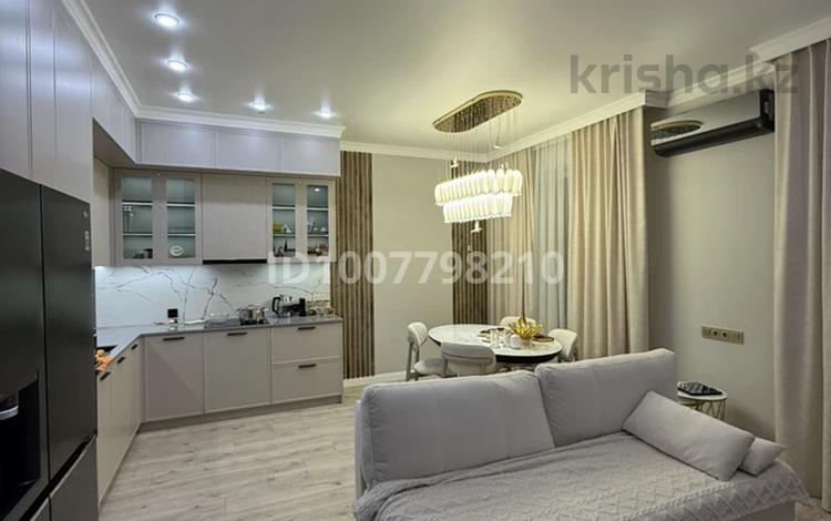 3-комнатная квартира · 80 м² · 2/4 этаж, мкр Михайловка , Мукатая Жанибекова 118 за 75 млн ₸ в Караганде, Казыбек би р-н — фото 2