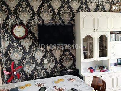 3-бөлмелі пәтер · 76.2 м² · 5/6 қабат, Есенова — Янушкевича, бағасы: 62 млн ₸ в Алматы, Медеуский р-н