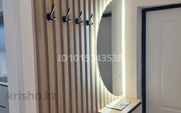 2-бөлмелі пәтер · 68 м² · 8/14 қабат, Тұран ш/а 549/2, бағасы: 220 000 ₸ в Шымкенте, Каратауский р-н — фото 2
